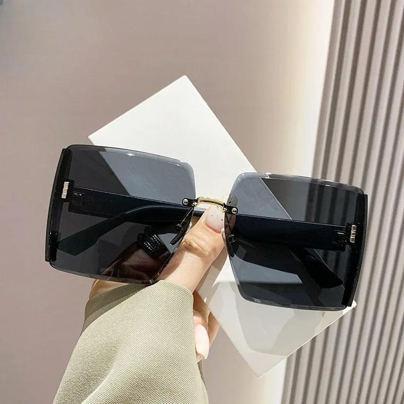 Black Trendy Large Frame UV400 Square Sunglasses for Women