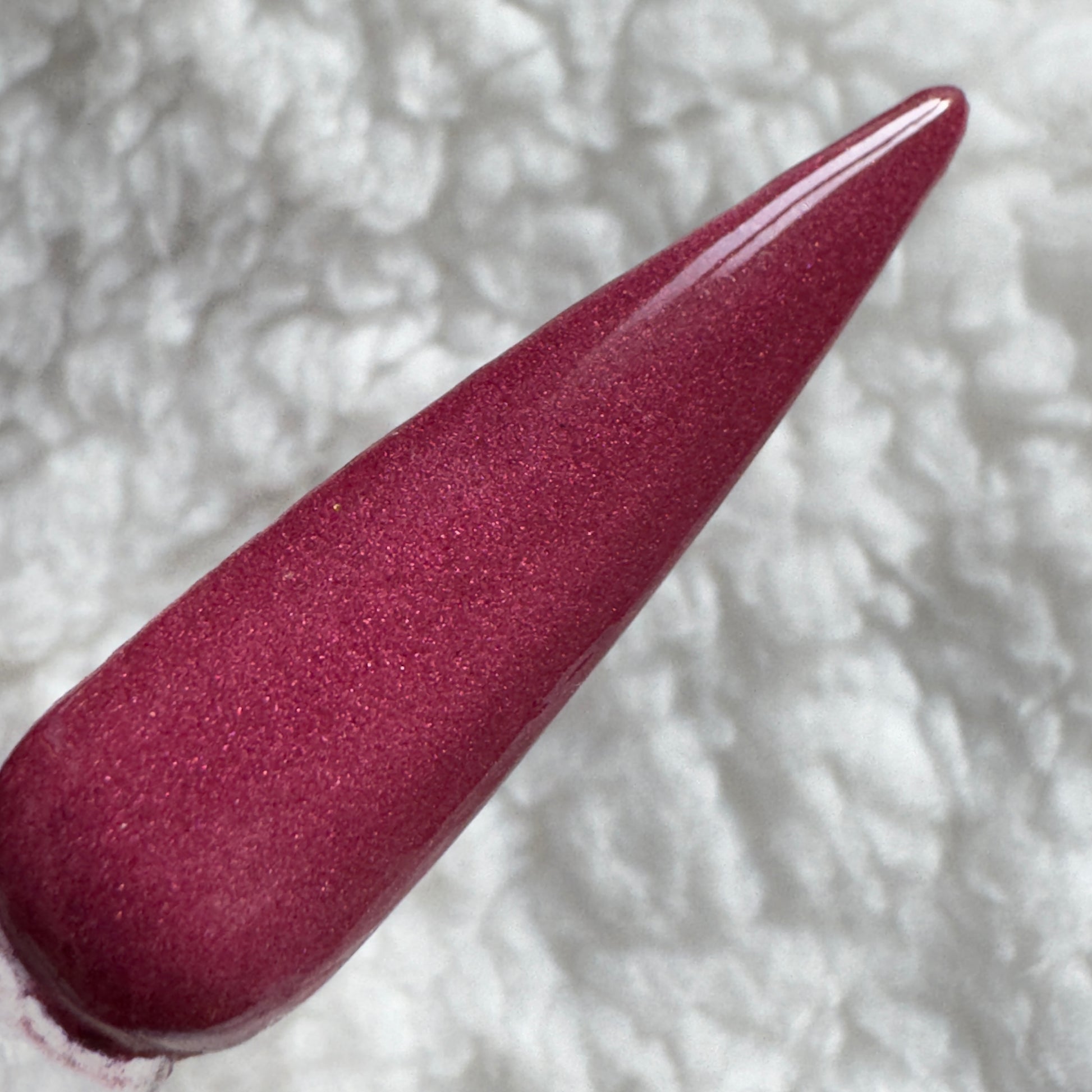 Cranberry Kiss Dip Powder – Deep Red Shimmer Nail Colour