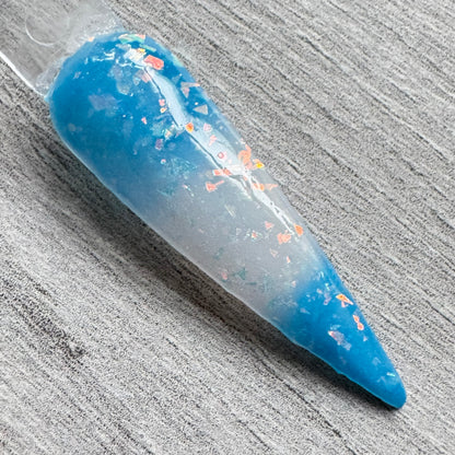 Sky Blue to White - Thermal Dip Powder