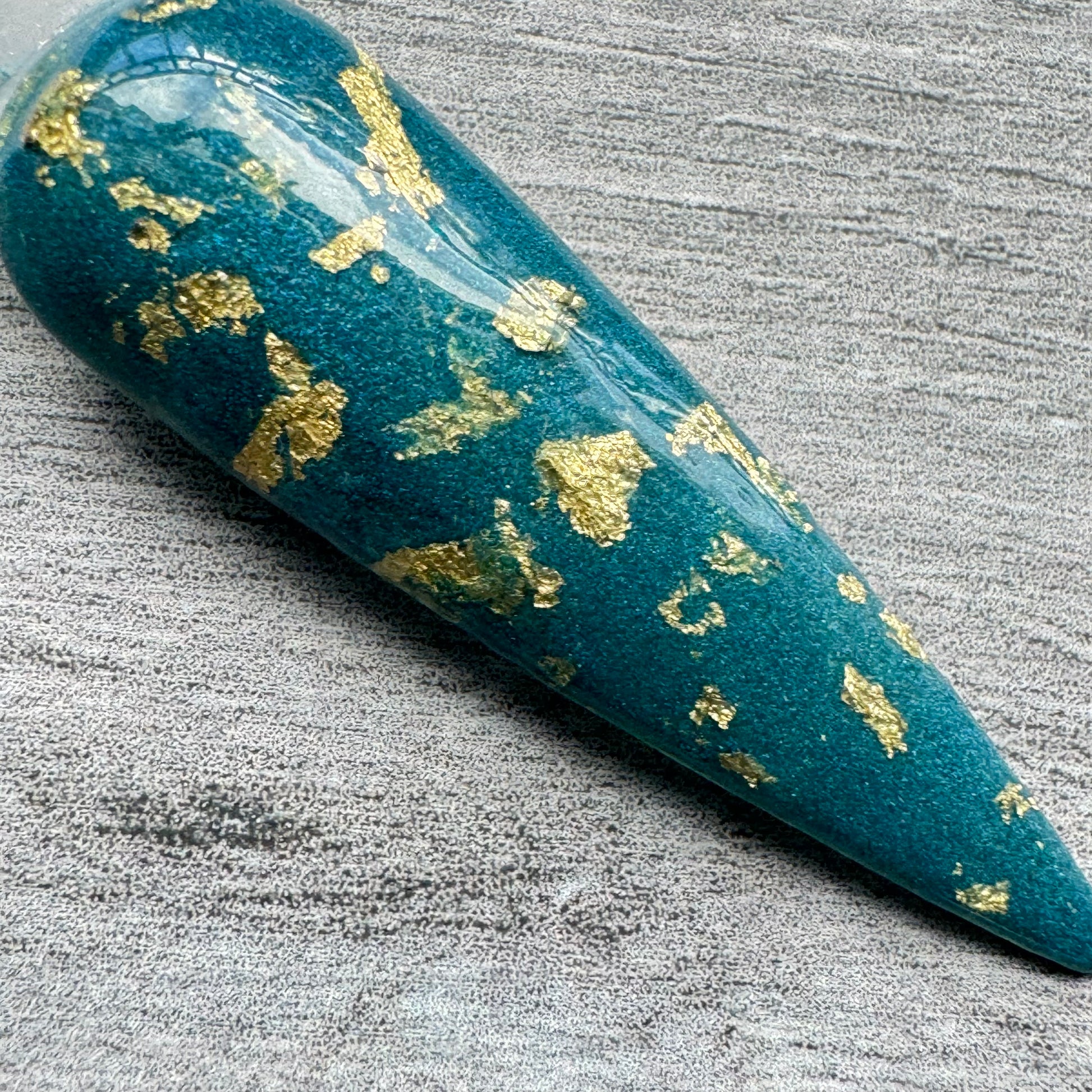 Frozen Skies Icy Blue Gold Flakes Dip Powder