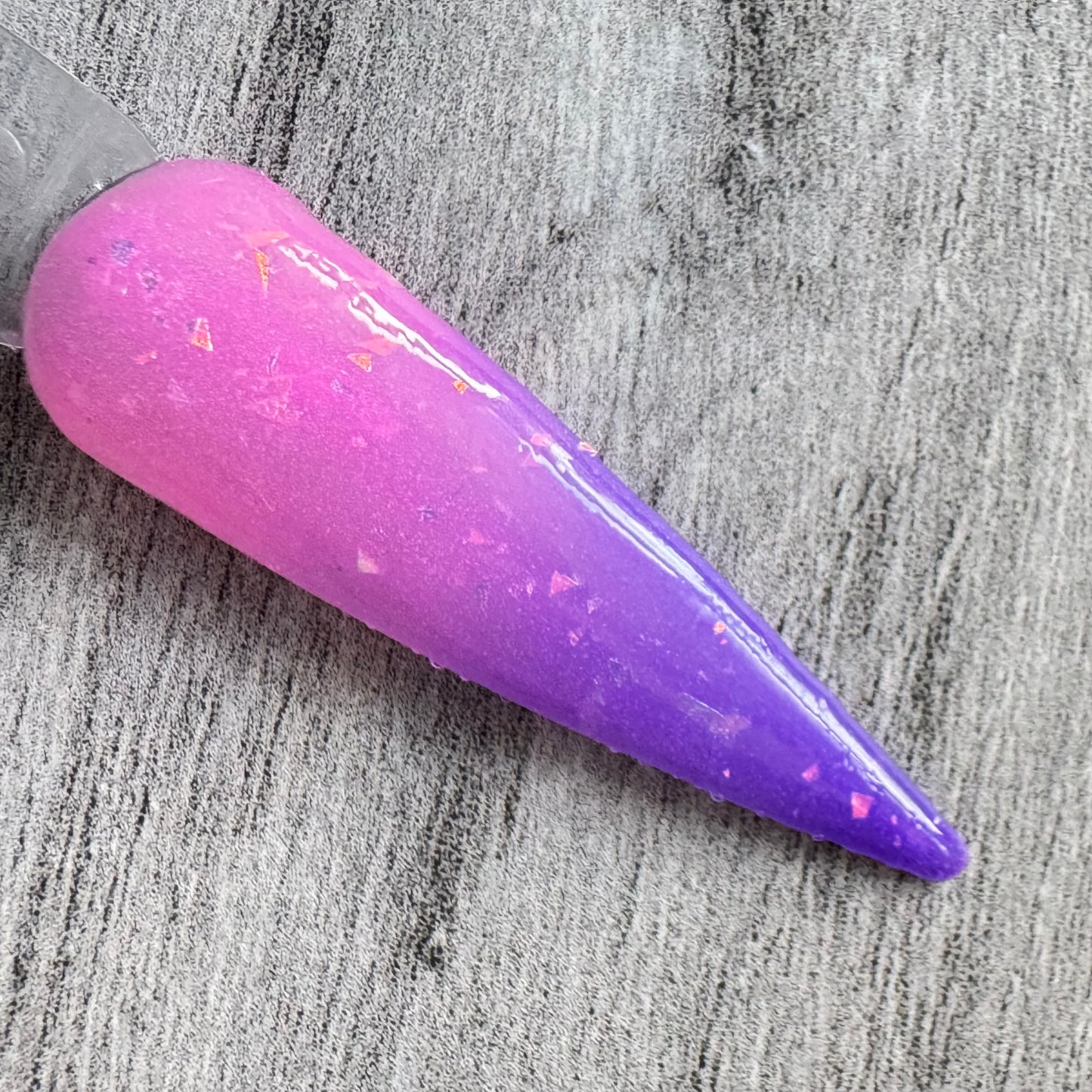 Purple to Pink Thermal Dip Powder