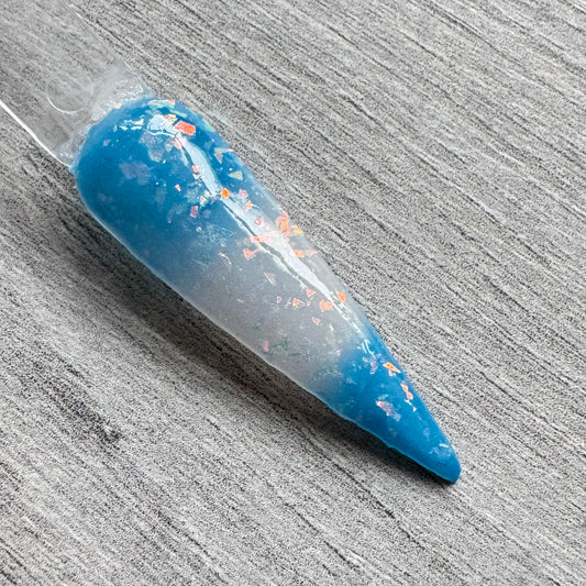 Sky Blue to White - Thermal Dip Powder